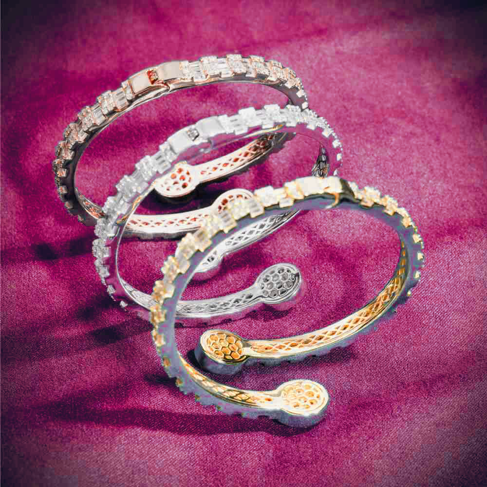 Circle Baguette Moissanite Bangle Bracelet 14K Gold