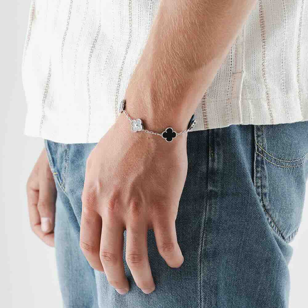 White Gold Agate Four Leaf Bracelet