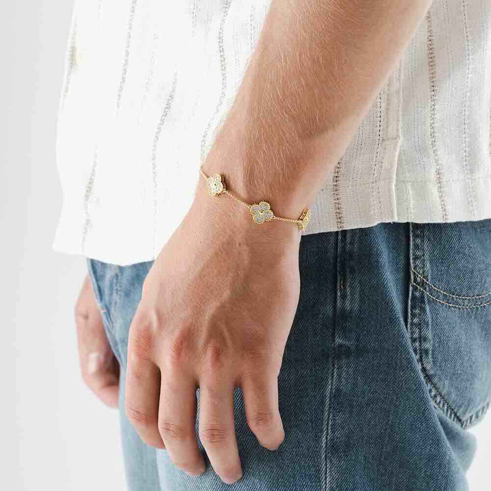 Yellow Gold Agate Four Leaf Bracelet